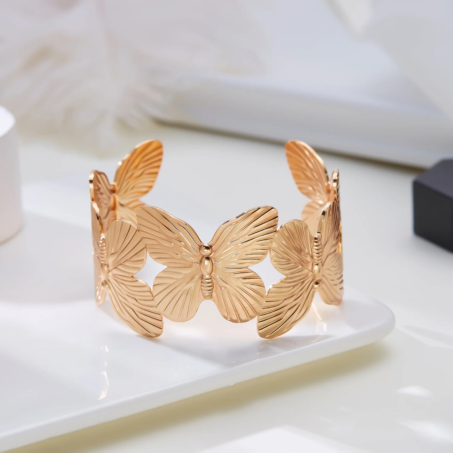 High Quality Stainless Steel Hollow Flower Butterfly Open Wide Bracelet Gold Plated Adjustable Cuff Bracelets for Women Jewelry